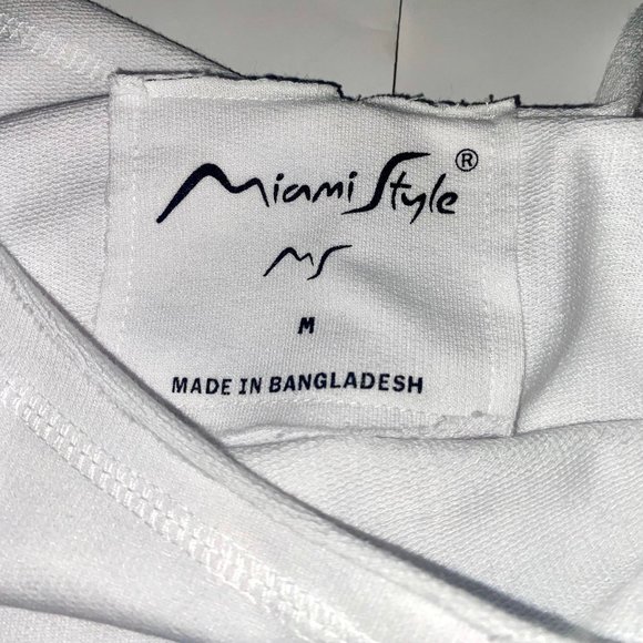 Women's Miami Style "Only Fans" Long Sleeve White Sweater- Size Medium- RARE - Picture 3 of 3